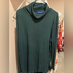 XL Apt Green Turtle Neck Sweater